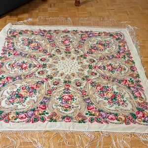 Floral Patterned Fringe Scarf